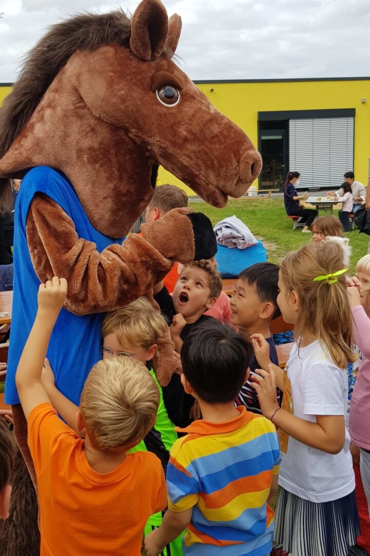 ISR International School on the Rhine Neuss Düsseldorf Meerbusch_Summer BBQ 2021 01